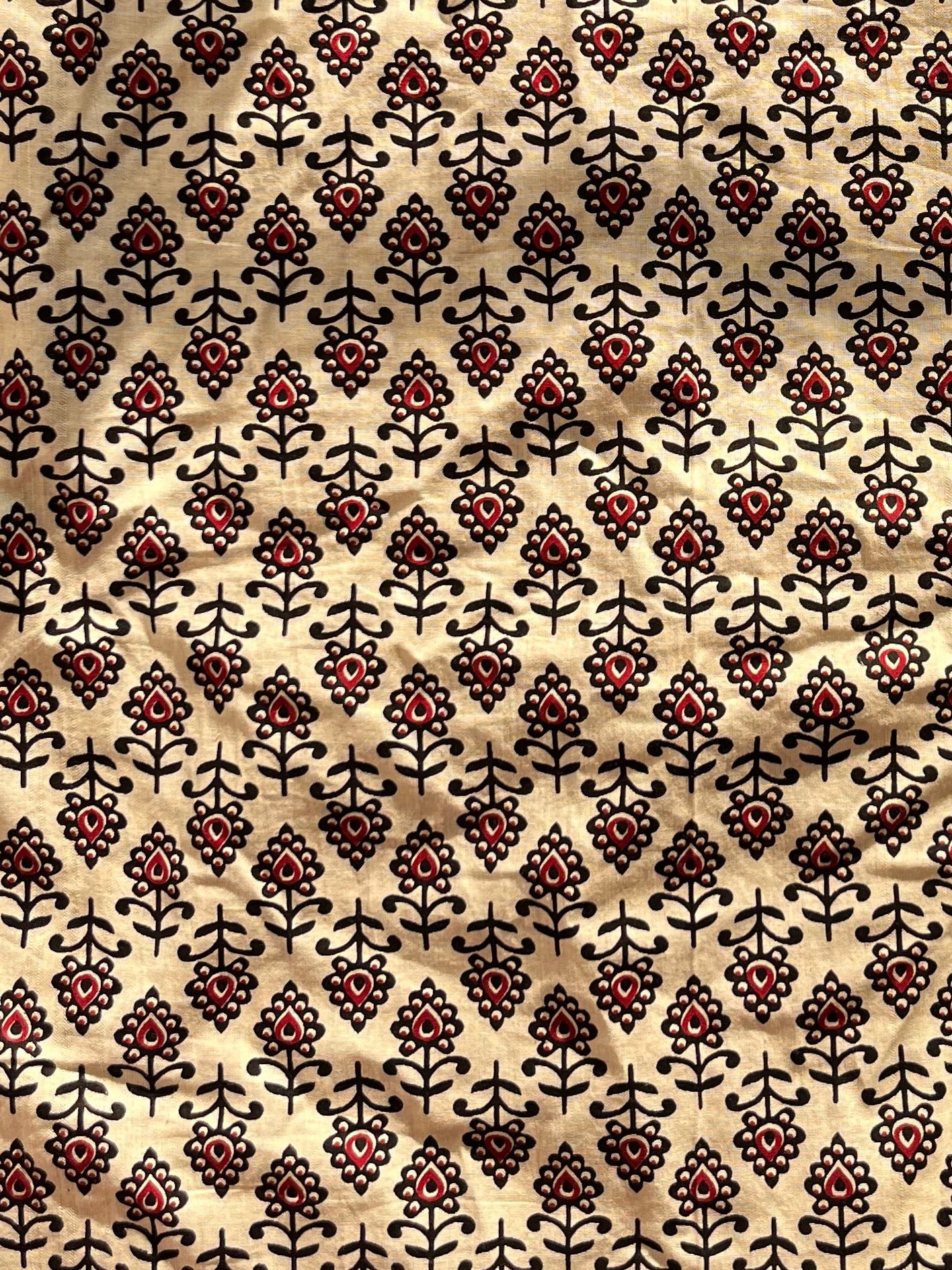 White flower print square neck kurti