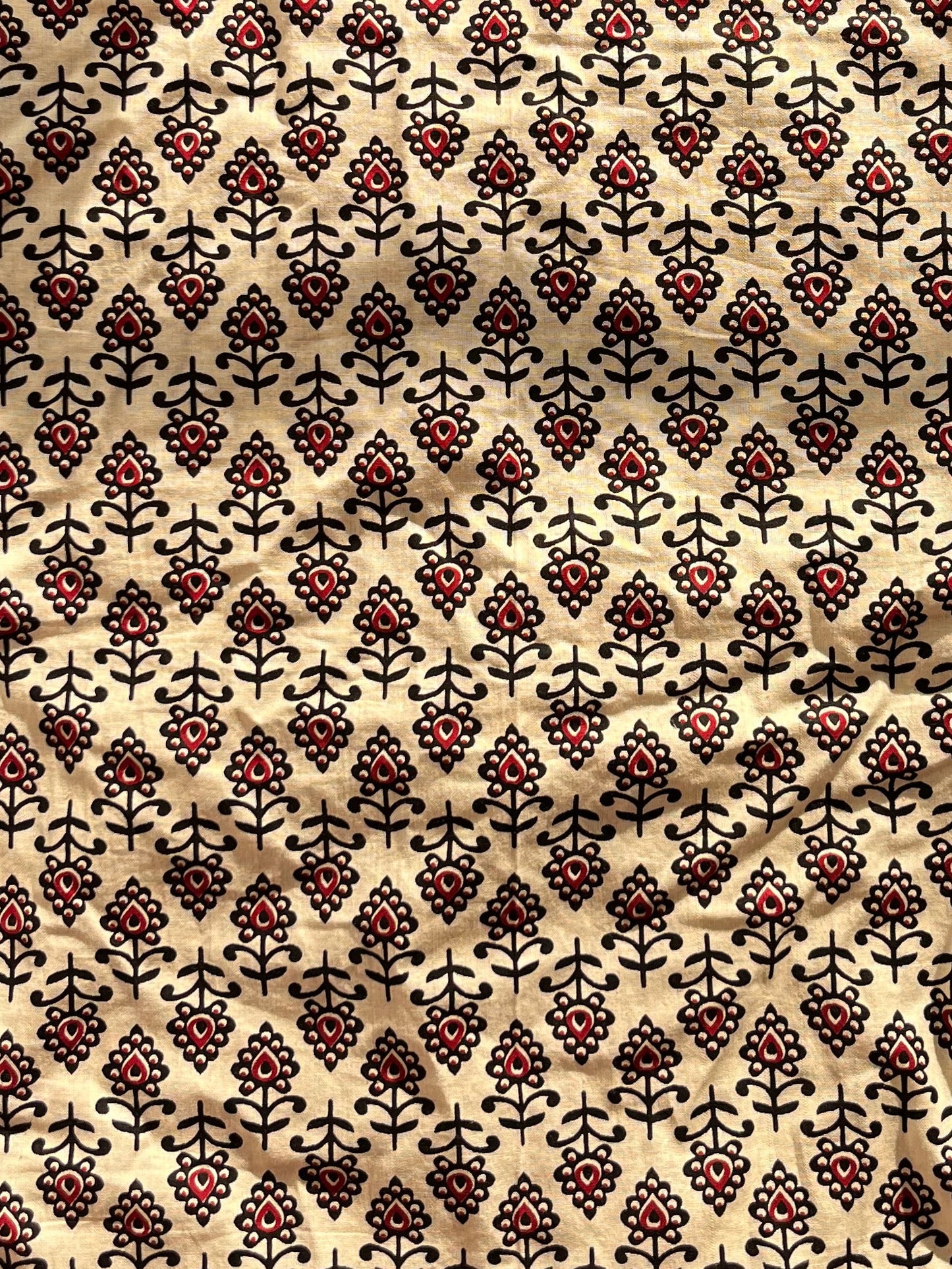 White noodle strap kurti